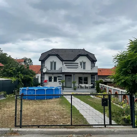 Vila City Villa